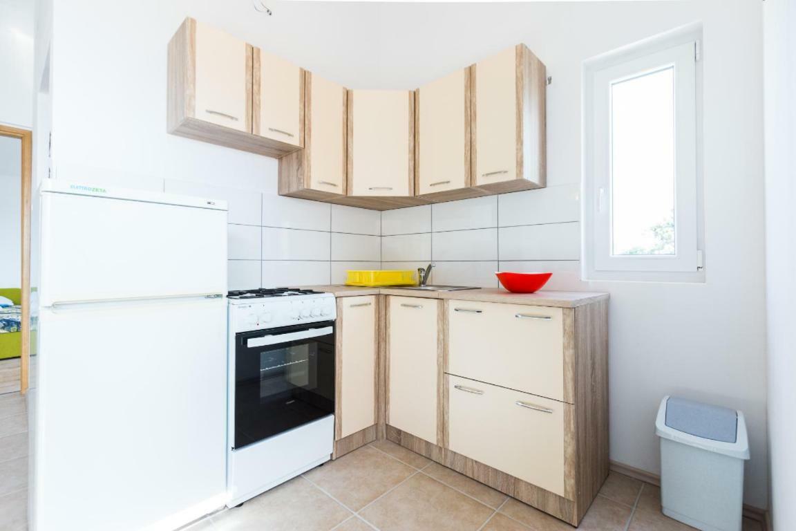 Apartmani Filip Mandre Extérieur photo